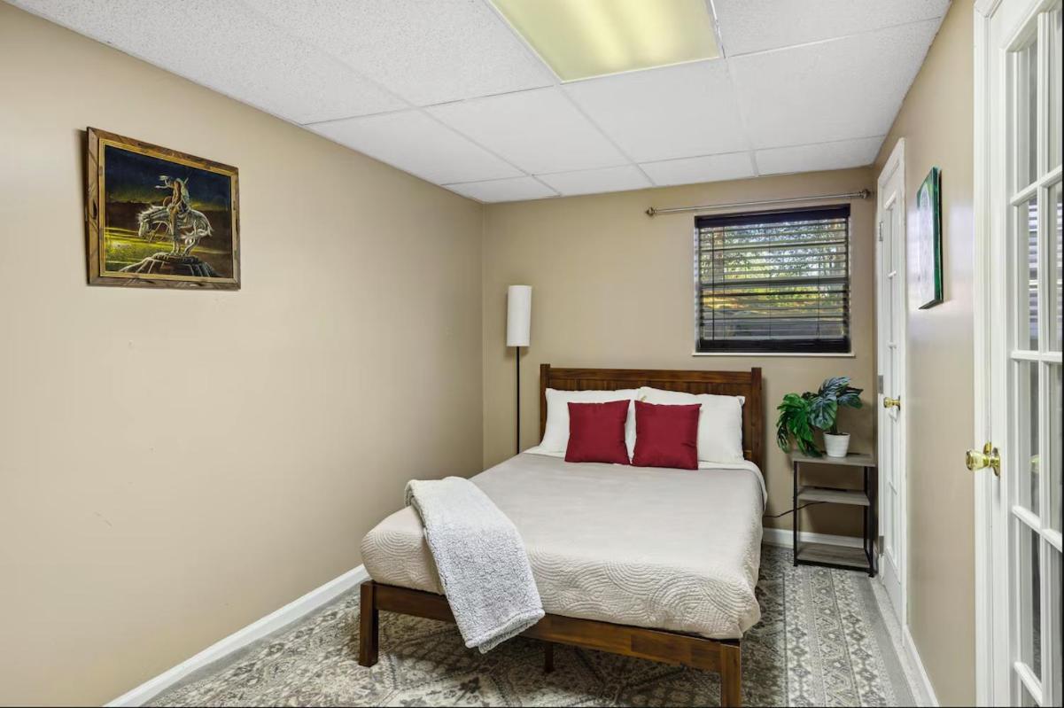 Modern Rustic Countryside Downstairs Guesthouse Sevierville Esterno foto
